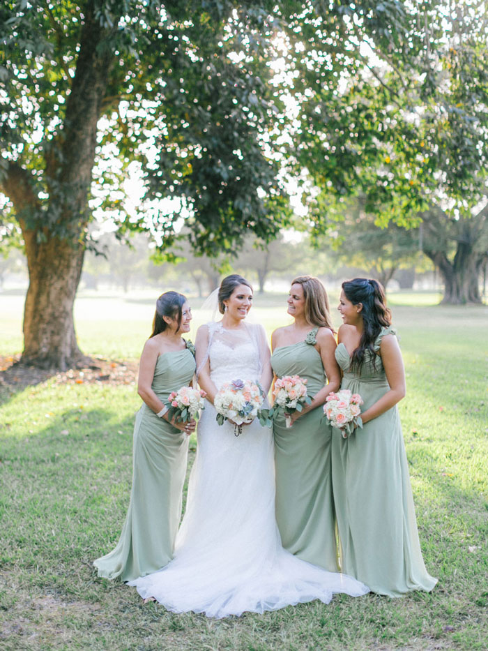 Miami classic outdoors wedding