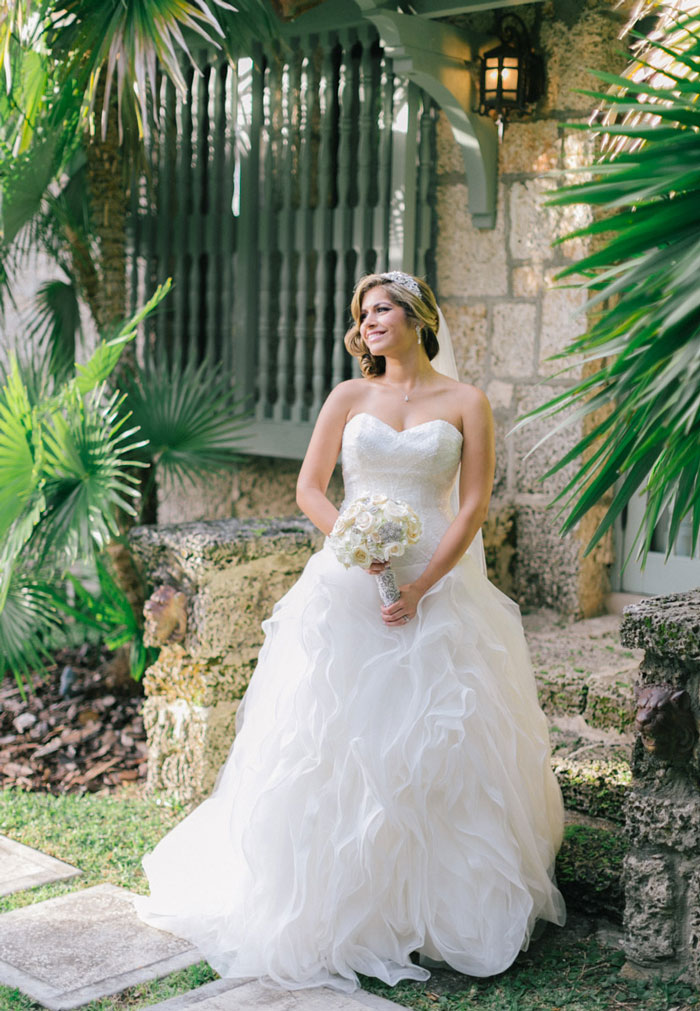 Miami classic outdoors wedding